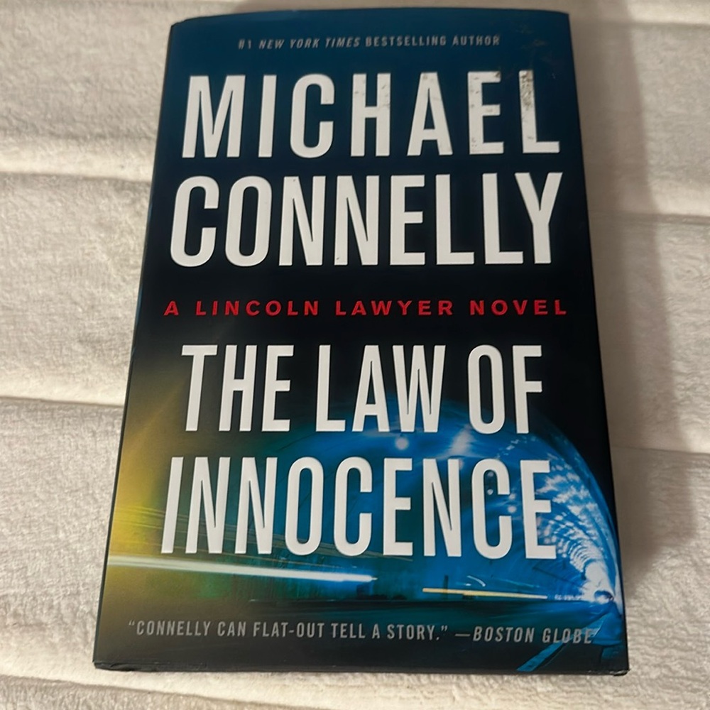 Thriller. The law of innocence. Lincoln lawyer book